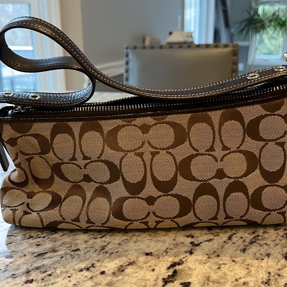 Coach purse, brown and beige, short handle, practically new. - Picture 4 of 10